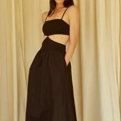 Crescent Olive And Bette's - Morgan Midi Dress - Black Dresses