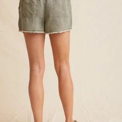 Bella Dahl - Frayed Hem Pocket Short - Soft Army Shorts