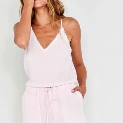 Bella Dahl - Frayed Hem Pocket Short - Rose Petal