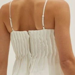 Crescent Olive And Bette's - Claudia Pleated Linen Top - Ivory Accessories