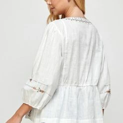 See And Be Seen Olive And Bette's - Jesse Embroidered Top - White Accessories