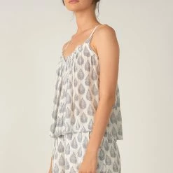 Elan Olive And Bette's - Hannah Leaf Print Tank - Off White/Navy Accessories