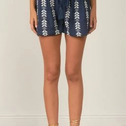 Elan Shorts Olive And Bette's - Janie Short- Navy/White Arrow