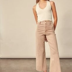 Miou Muse Accessories Olive And Bette's - V-Neck Knit Tank - Ivory